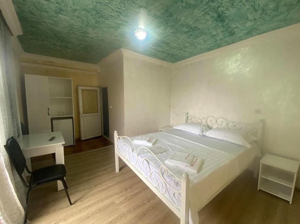 Elite Palace Plus Hotel Batumi Ngoại thất bức ảnh