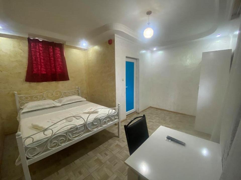 Elite Palace Plus Hotel Batumi Ngoại thất bức ảnh