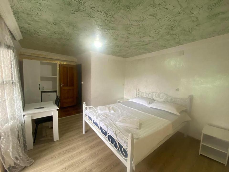 Elite Palace Plus Hotel Batumi Ngoại thất bức ảnh