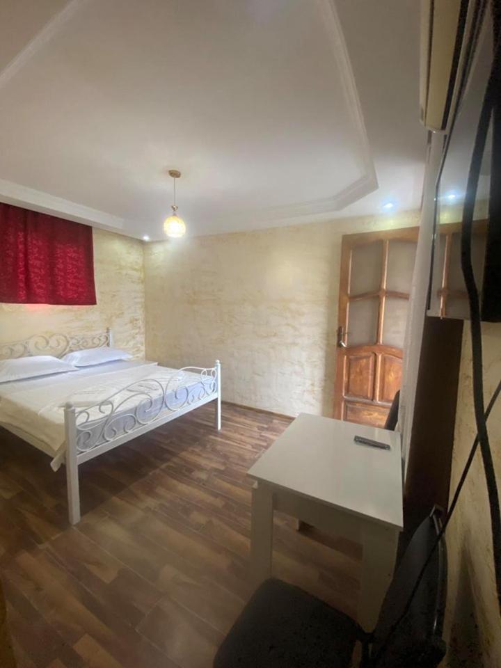 Elite Palace Plus Hotel Batumi Ngoại thất bức ảnh